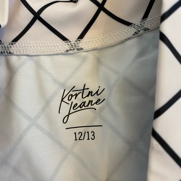 Kortni Jeane swim cover up size 12/13 girls - Picture 4 of 4